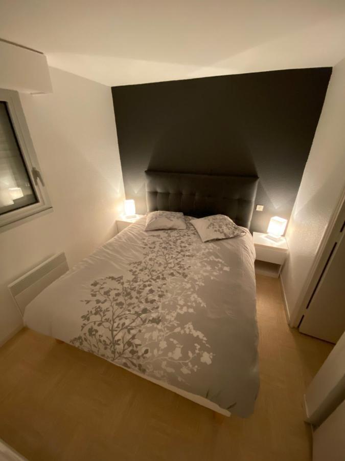Loriot1- Appartement Vue Mer Sur Le Fort Bloque Пломер Екстериор снимка